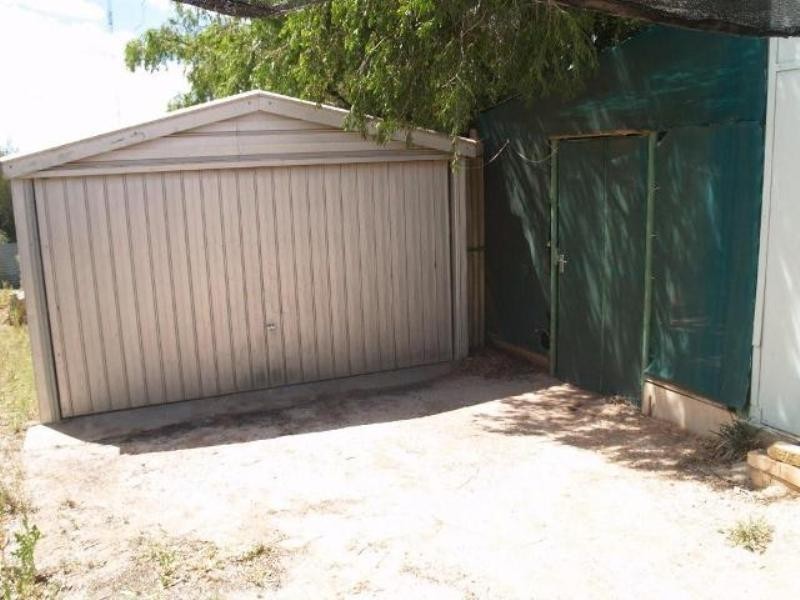 22 Lawrie Terrace, Waikerie SA 5330