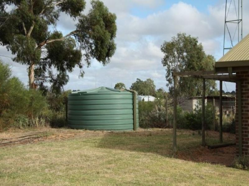 39 Cox Road, Waikerie SA 5330