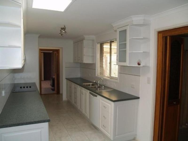 92 Benlow Road, Waikerie SA 5330