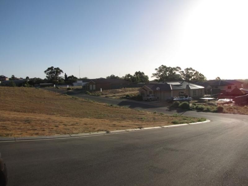 Lt 37 McEwen Drive, Loxton SA 5333