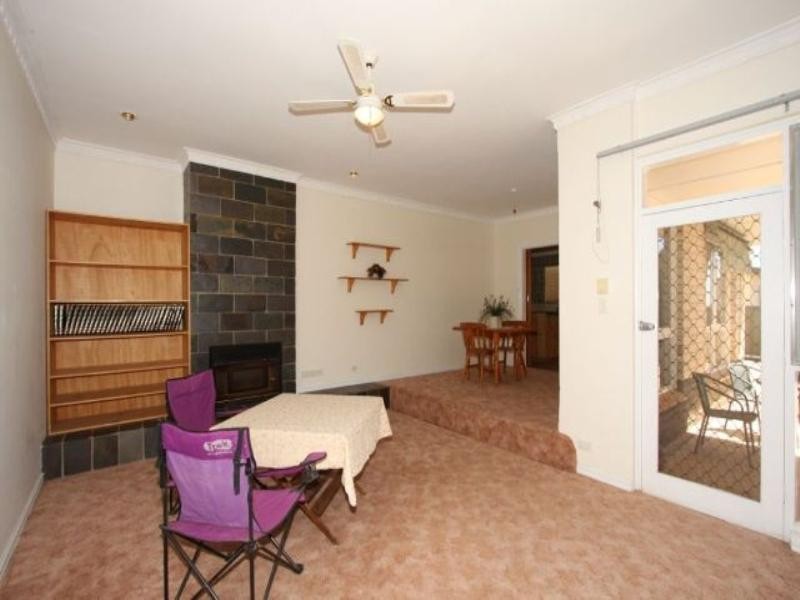 10 Isaacson Street, Waikerie SA 5330