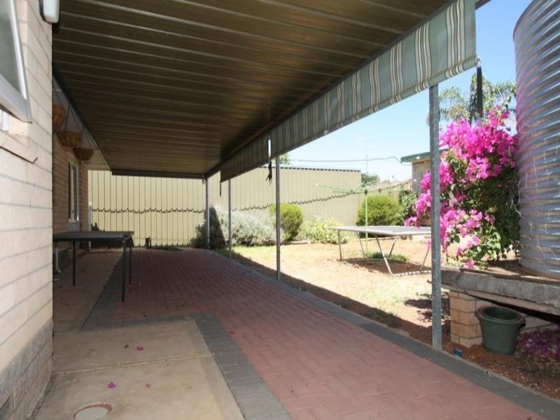 10 Isaacson Street, Waikerie SA 5330