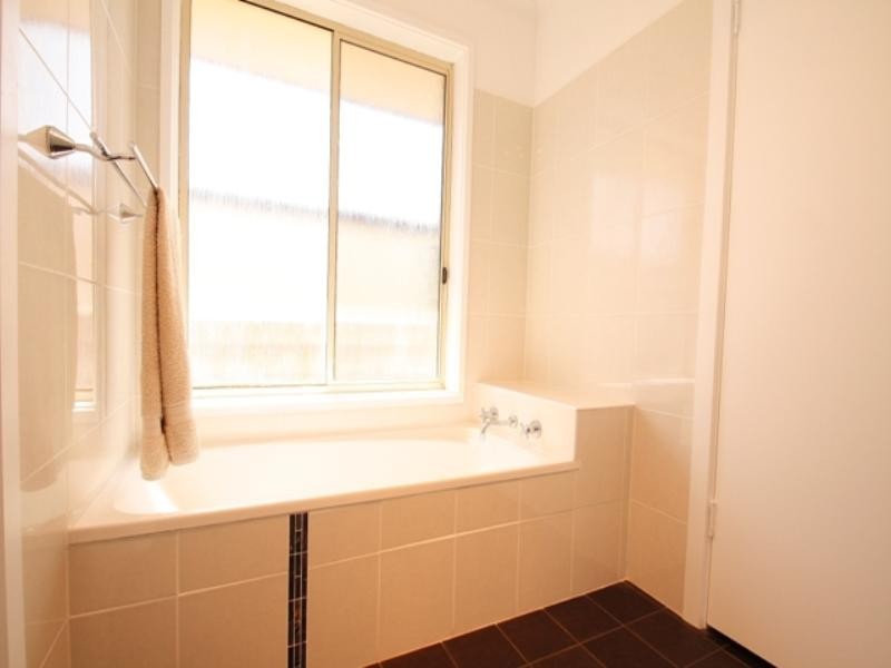 33 Eringa Avenue, Loxton SA 5333