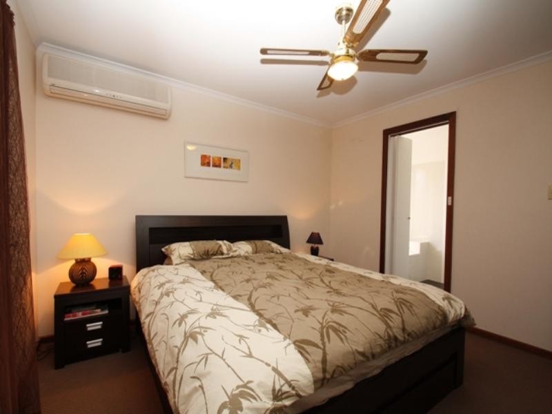 33 Eringa Avenue, Loxton SA 5333