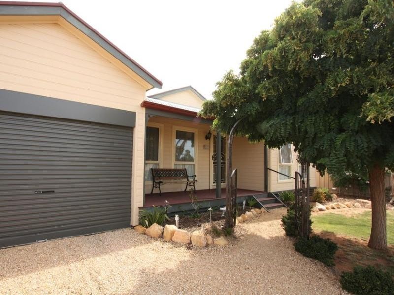 38 Fifth Street, Loxton SA 5333