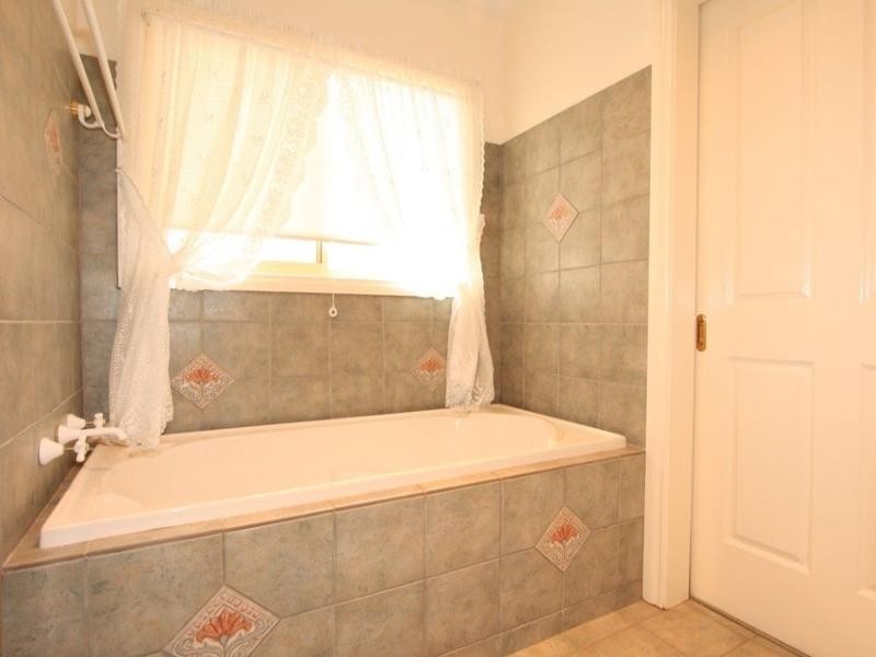 38 Fifth Street, Loxton SA 5333