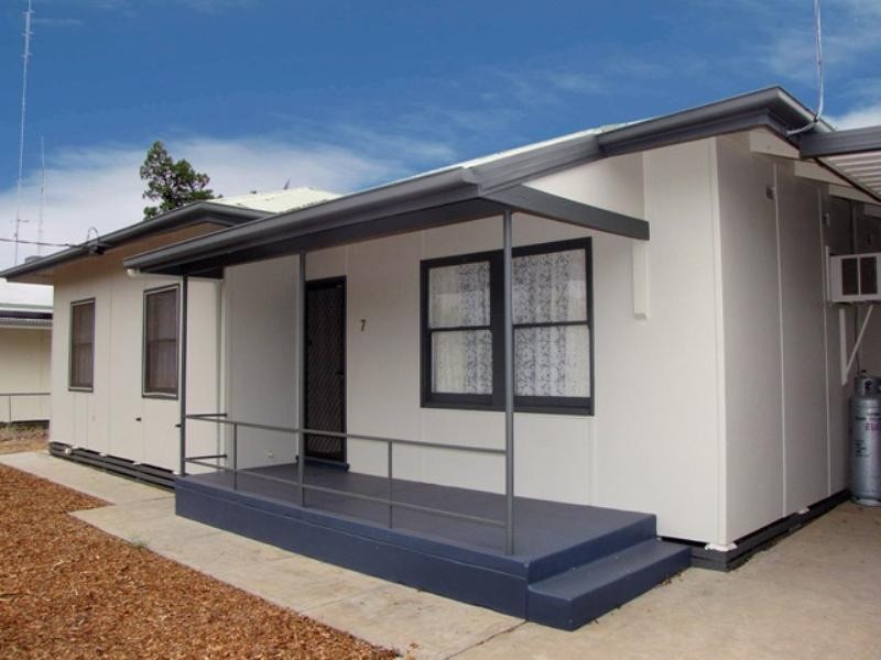 7 Coombe Street, Berri SA 5343
