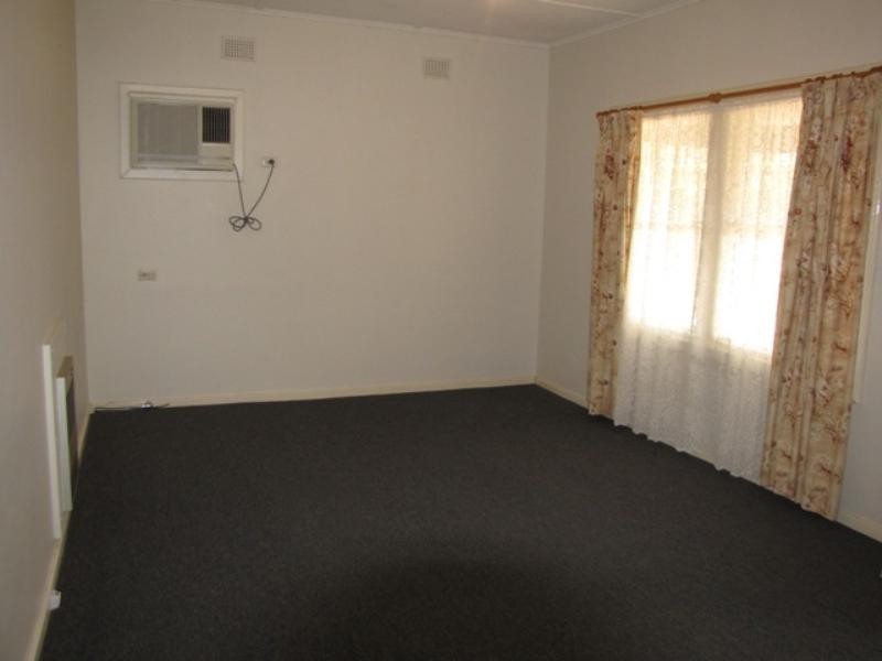 7 Coombe Street, Berri SA 5343