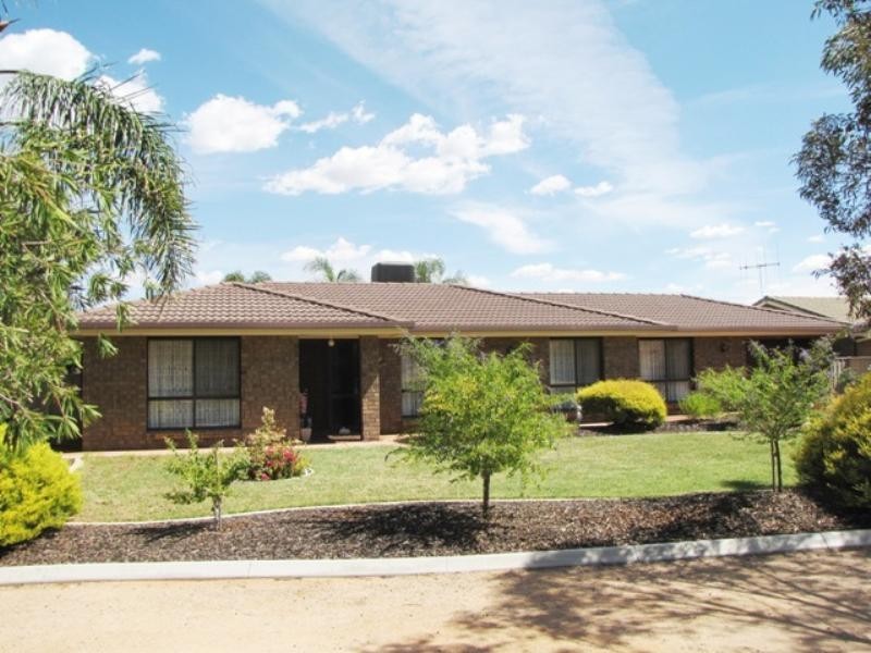 22 Phillips Road, Berri SA 5343