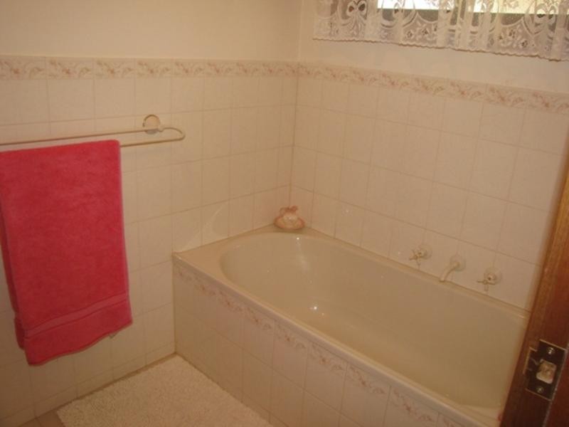 22 Phillips Road, Berri SA 5343