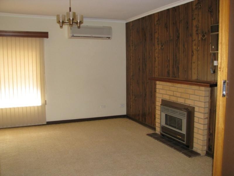 2 Miller Street, Waikerie SA 5330