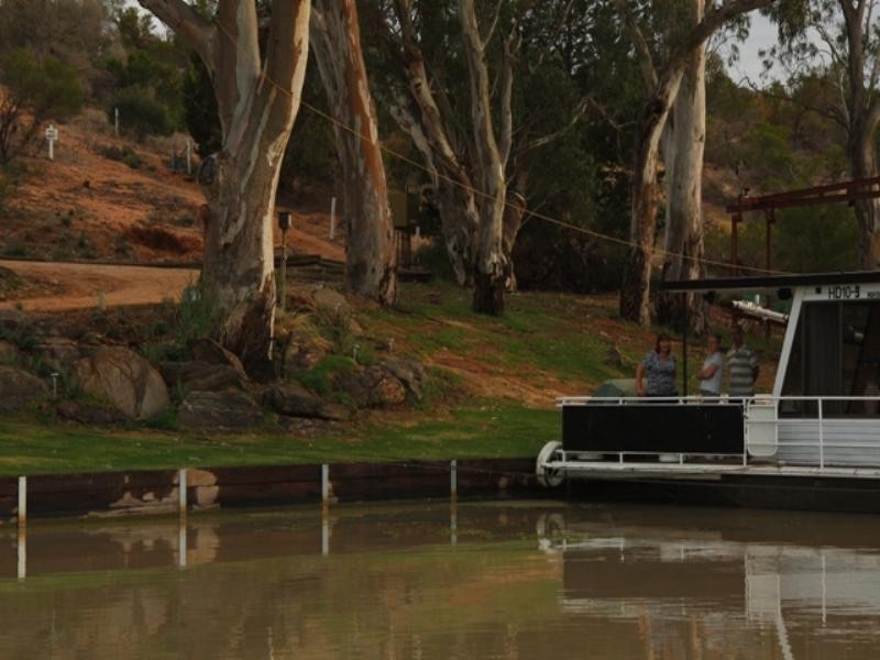 2 Sturt Highway, Berri SA 5343