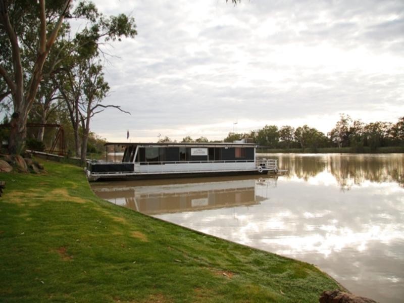 2 Sturt Highway, Berri SA 5343