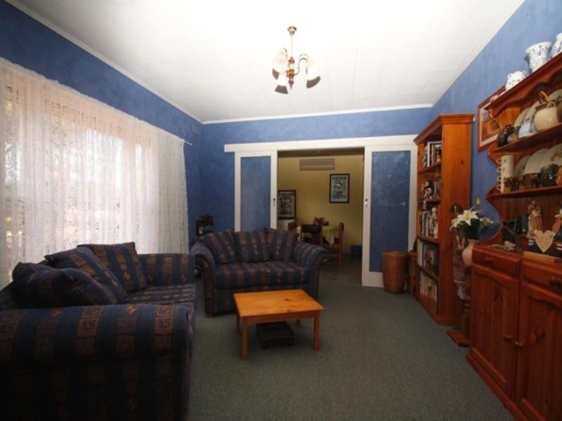 2 Waltham Street, Berri SA 5343