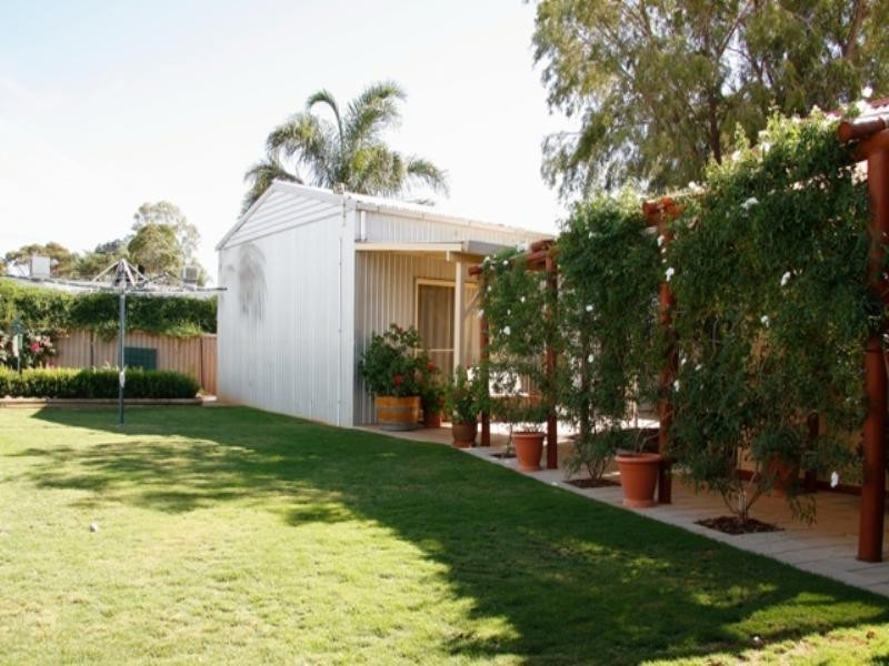 14 Klingberg Street, Loxton SA 5333