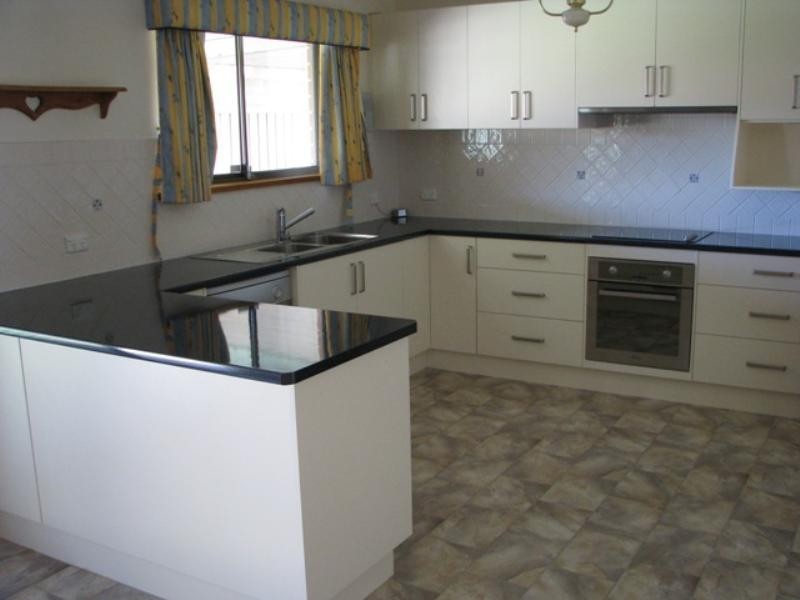 17 Hardwick Street, Barmera SA 5345