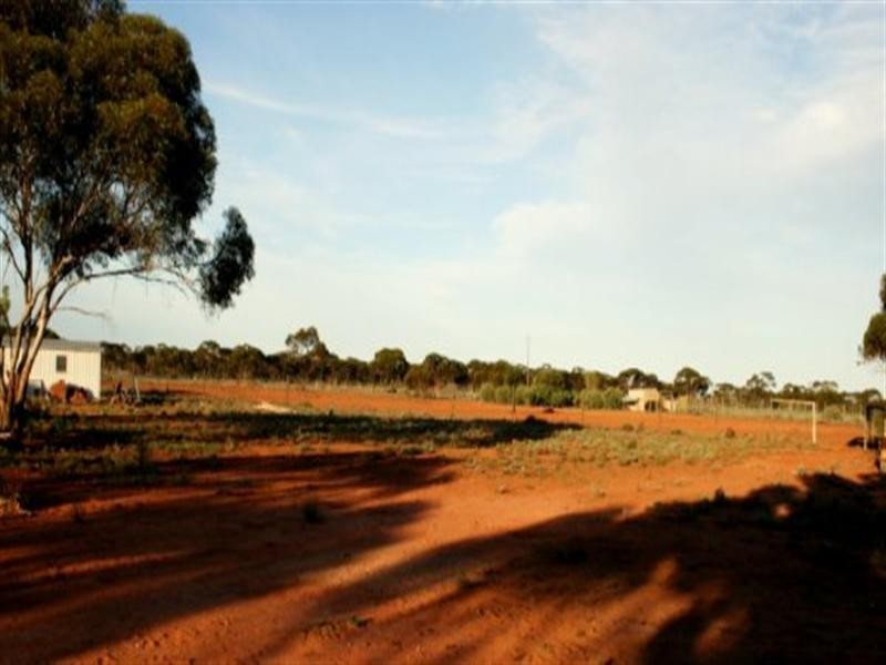 Lot 2,247 Sturt Highway, Berri SA 5343
