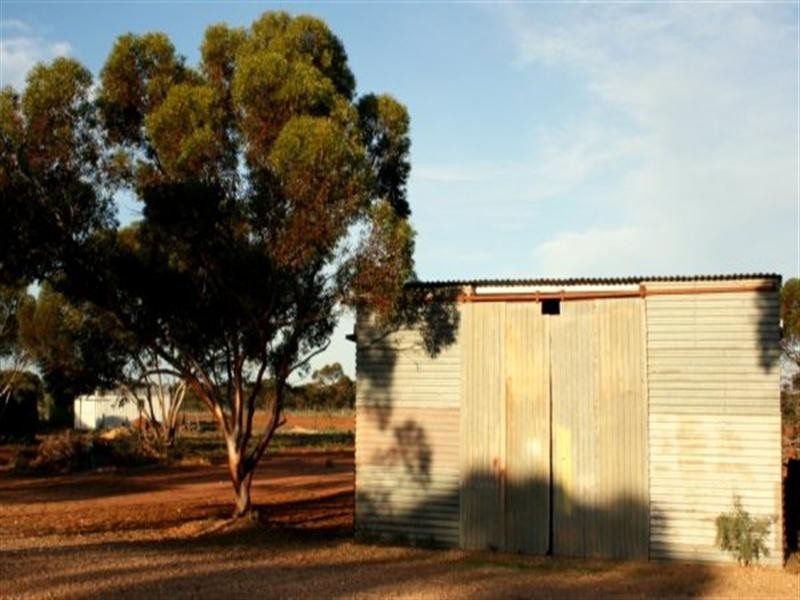 Lot 2,247 Sturt Highway, Berri SA 5343