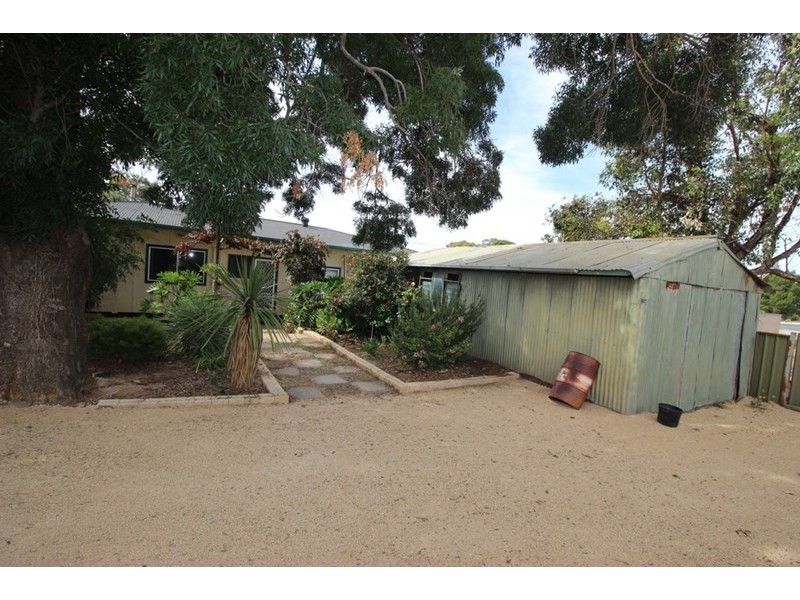 66 Lawrie Terrace, Waikerie SA 5330