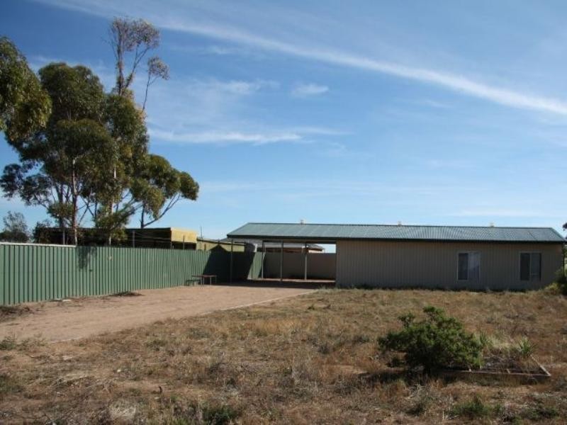 6 Egerton Street, Blanchetown SA 5357