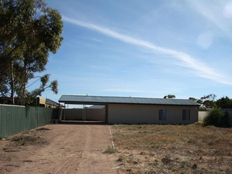 6 Egerton Street, Blanchetown SA 5357