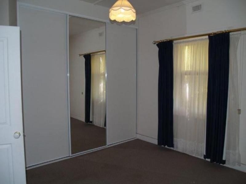 24 Lawrie Terrace, Waikerie SA 5330