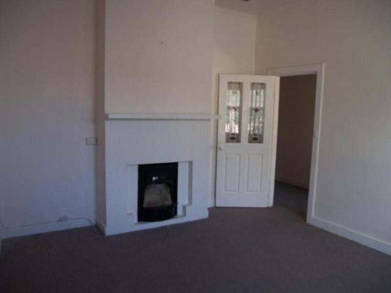 24 Lawrie Terrace, Waikerie SA 5330