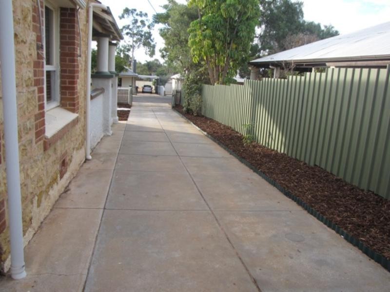 17 Laffer Street, Barmera SA 5345