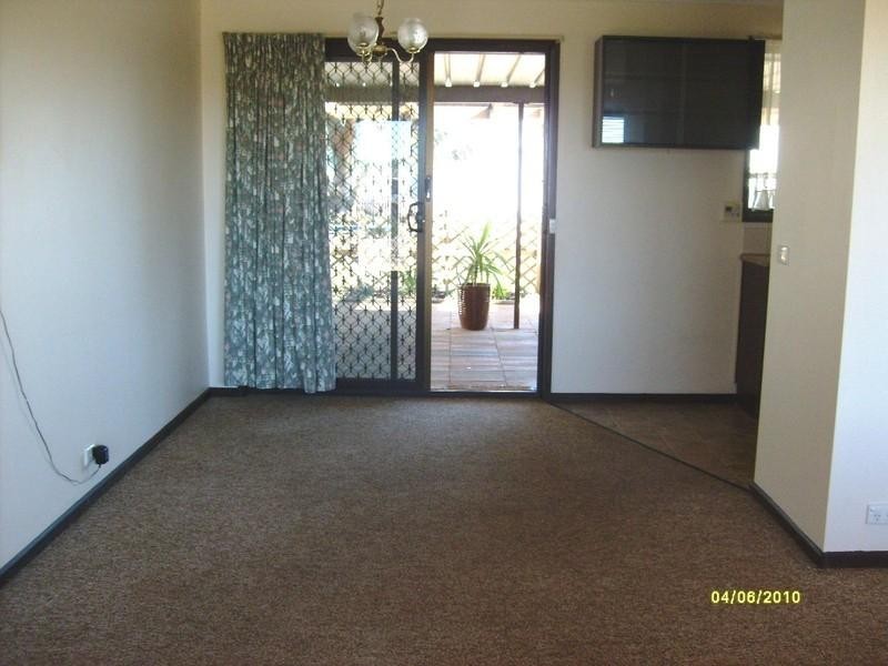 1 Robertson Avenue, Loxton SA 5333