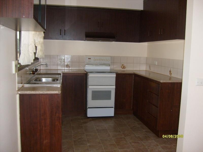 1 Robertson Avenue, Loxton SA 5333