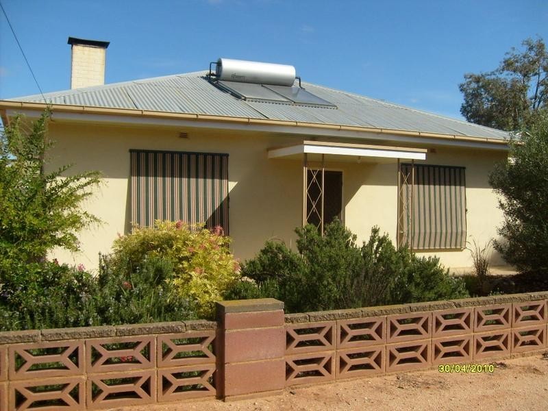 40 Third Street, Loxton SA 5333
