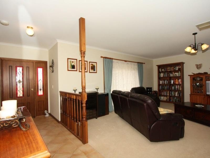 4 Crocker Crescent, Loxton SA 5333