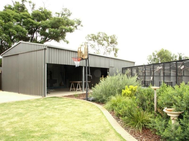 4 Crocker Crescent, Loxton SA 5333