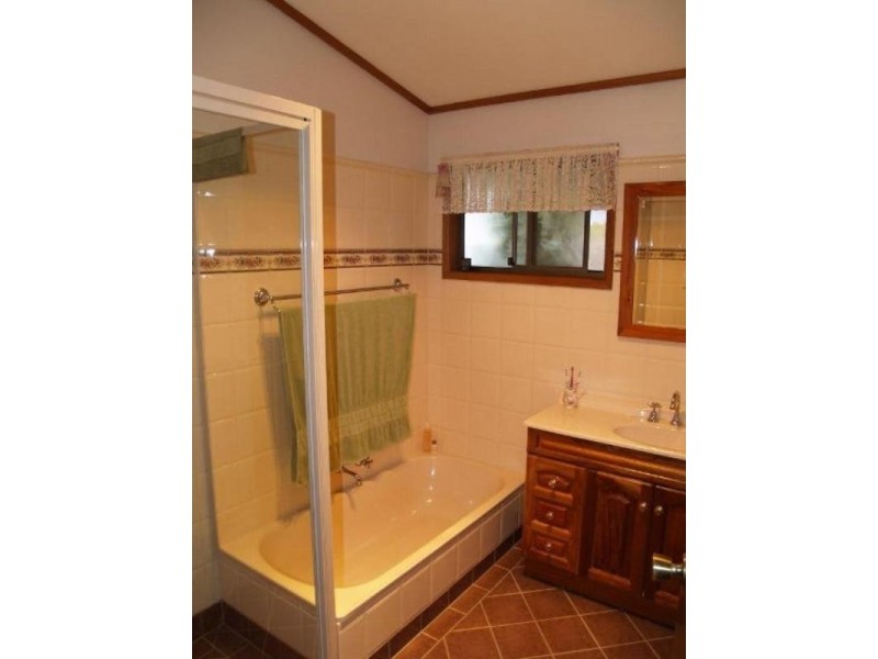 176 Rex Andrew Road, Waikerie SA 5330