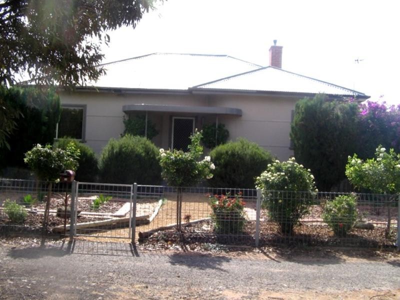 26 Dickerson Street, Barmera SA 5345