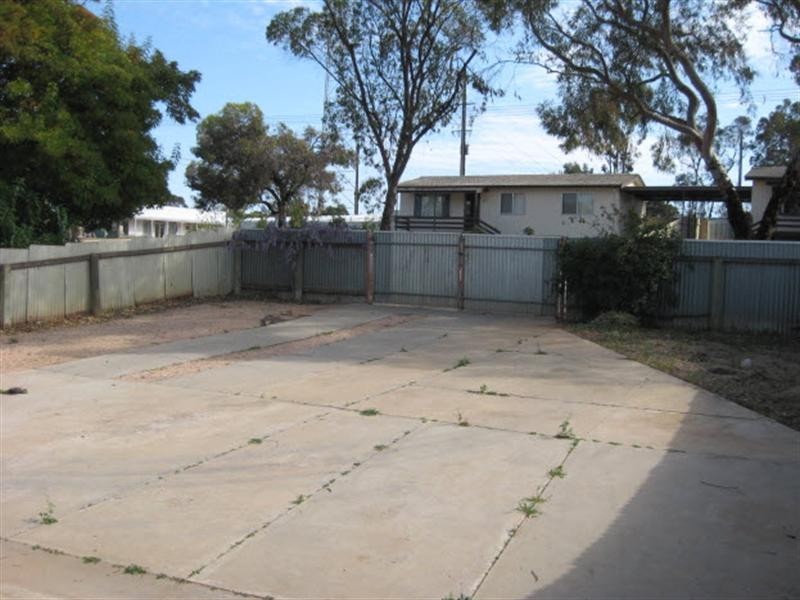 17 Jones Street, Berri SA 5343