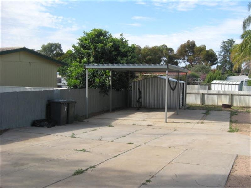 17 Jones Street, Berri SA 5343