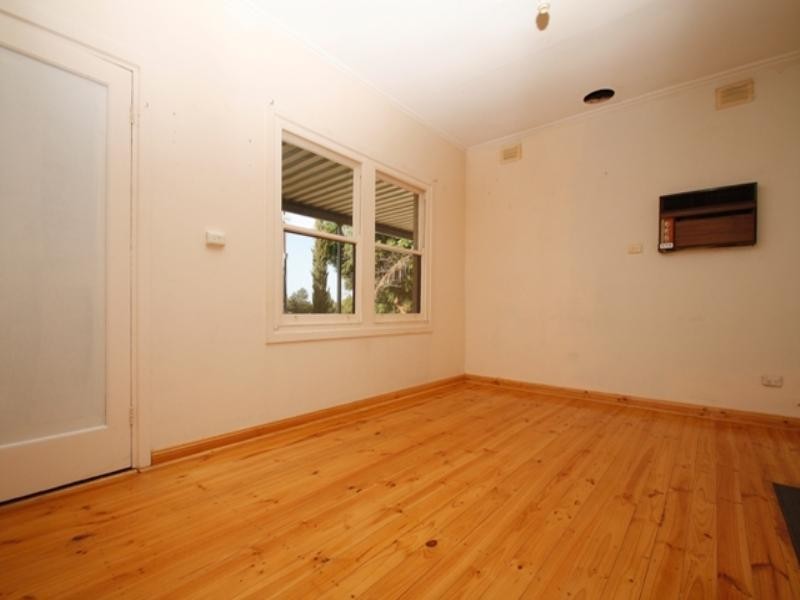 6 Geraldton Street, Loxton SA 5333