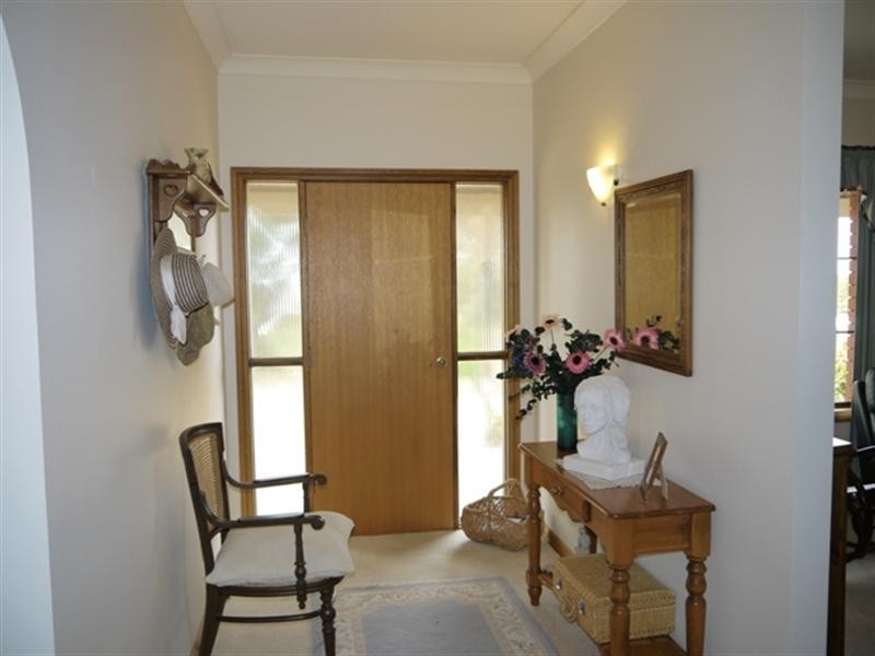 23 Hilltop Drive, Loxton SA 5333