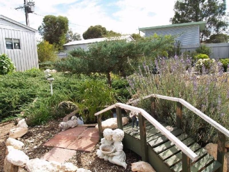 10 Rider Street, Blanchetown SA 5357