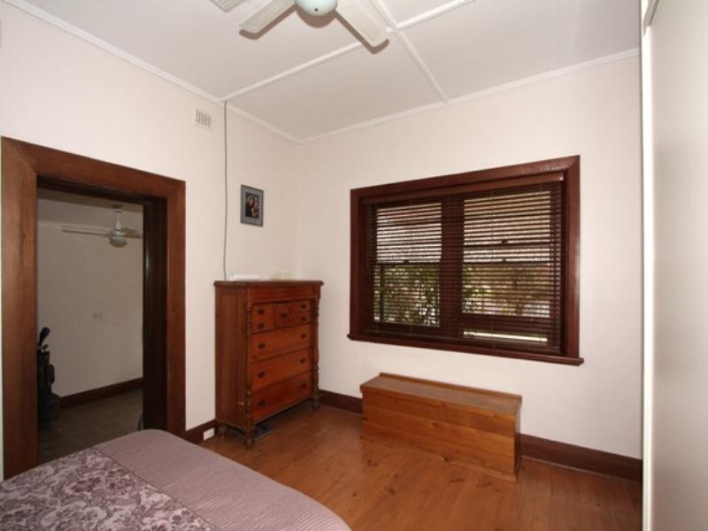 21 Peake Terrace, Waikerie SA 5330