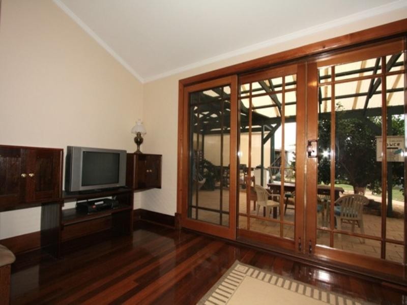 21 Peake Terrace, Waikerie SA 5330