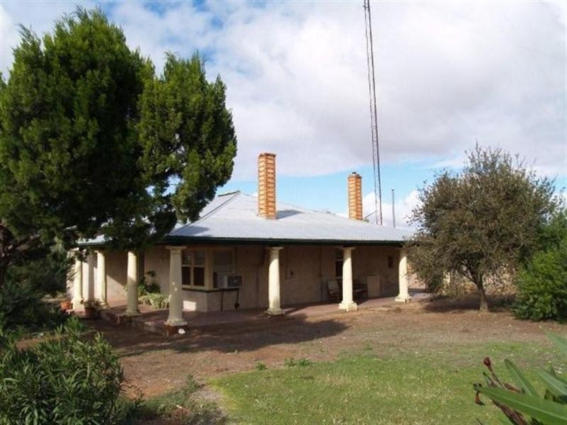 740 Taylorville Road, Waikerie SA 5330