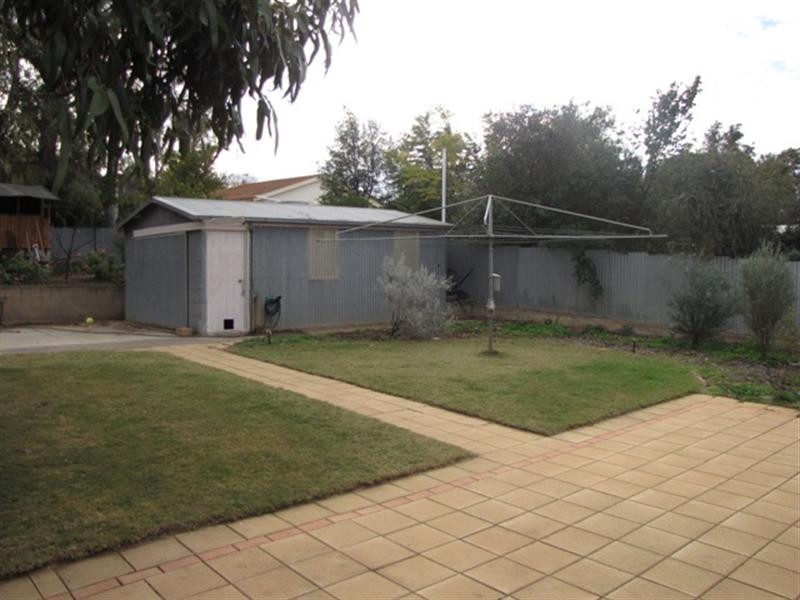 17 Powell Street, Berri SA 5343