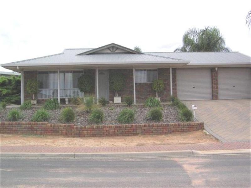 2 Edwards Crescent, Waikerie SA 5330