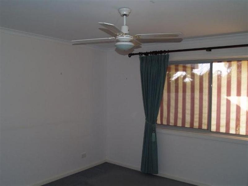 2 Edwards Crescent, Waikerie SA 5330