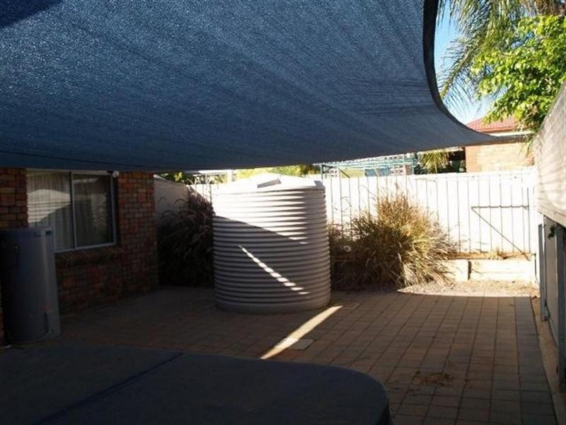 2 Edwards Crescent, Waikerie SA 5330