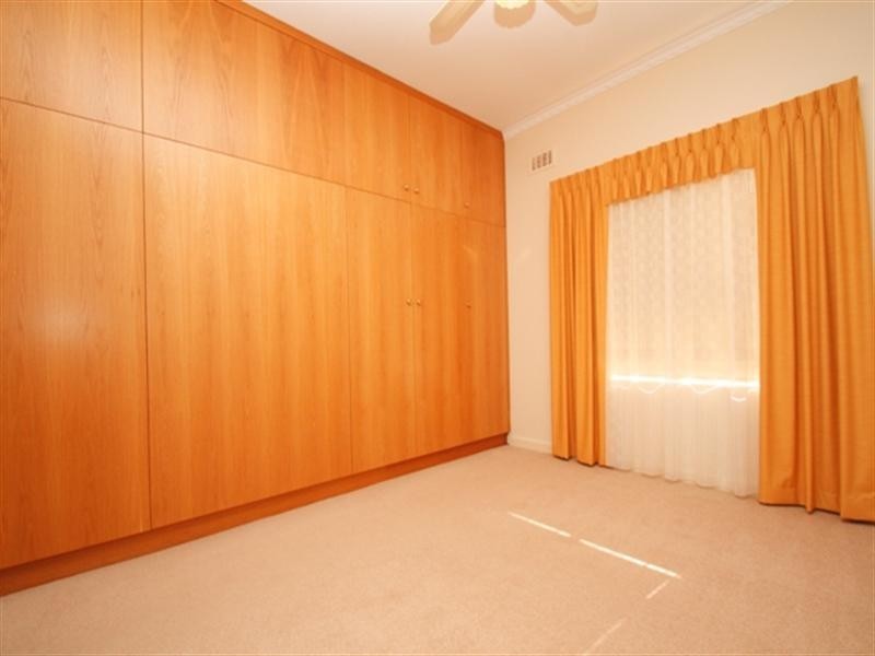 11 Fourth Street, Loxton SA 5333