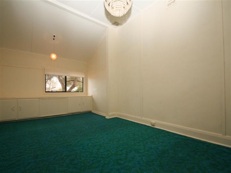 27 Lake Avenue, Barmera SA 5345