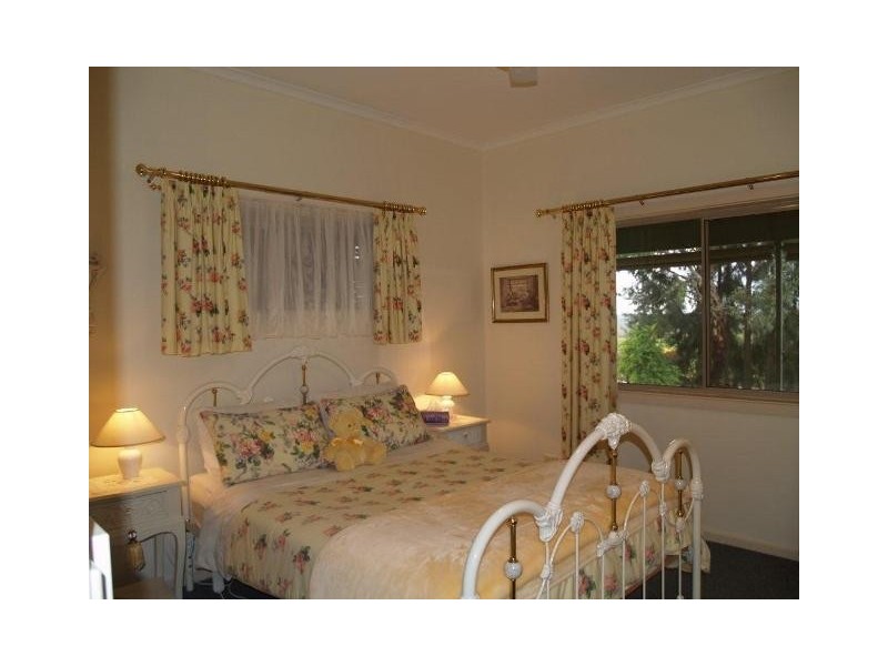 18 Dearman Road, Waikerie SA 5330